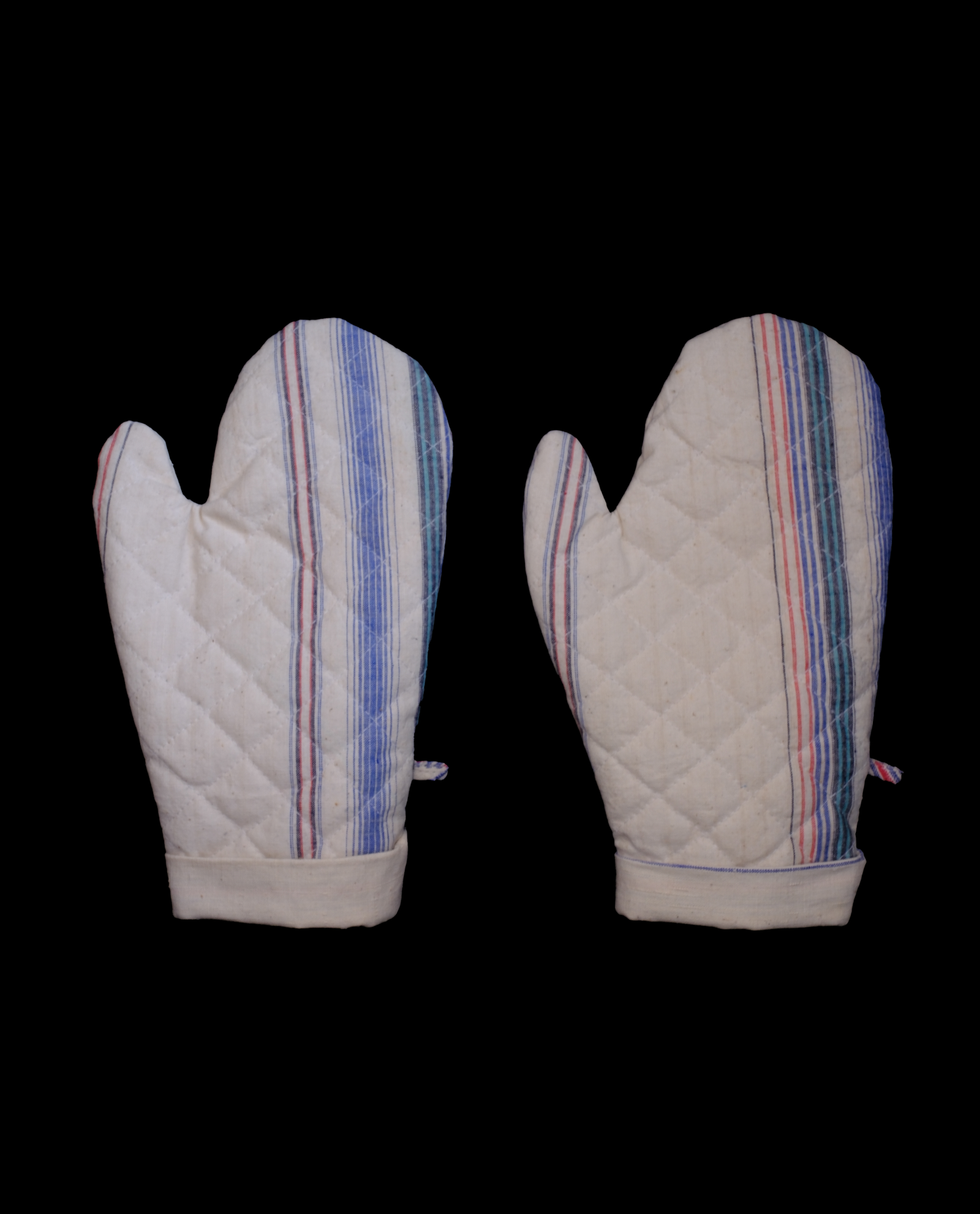 hand-loomed kitchen gloves